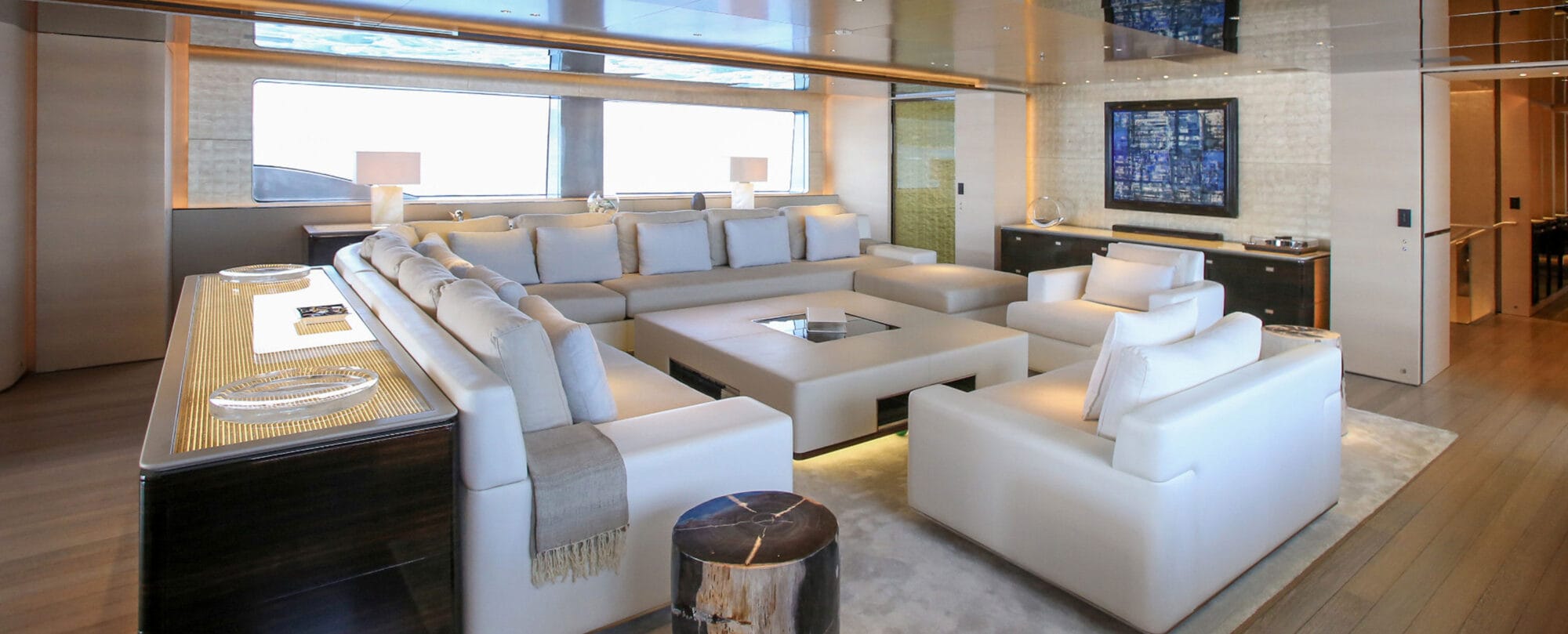 Aslec Yacht Charter