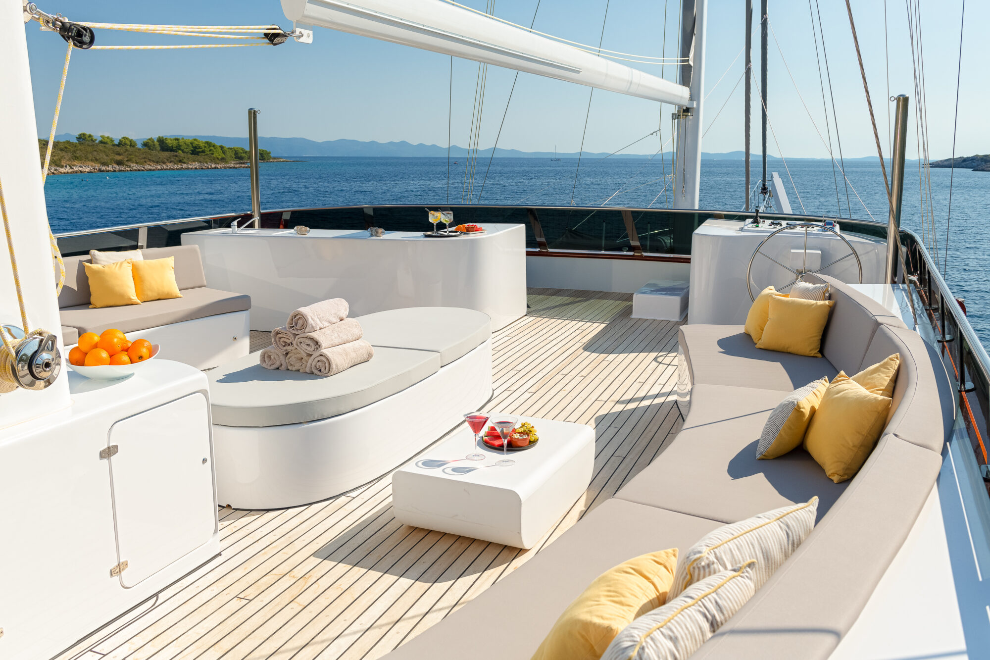 Lady Gita Yacht Charter Exterior