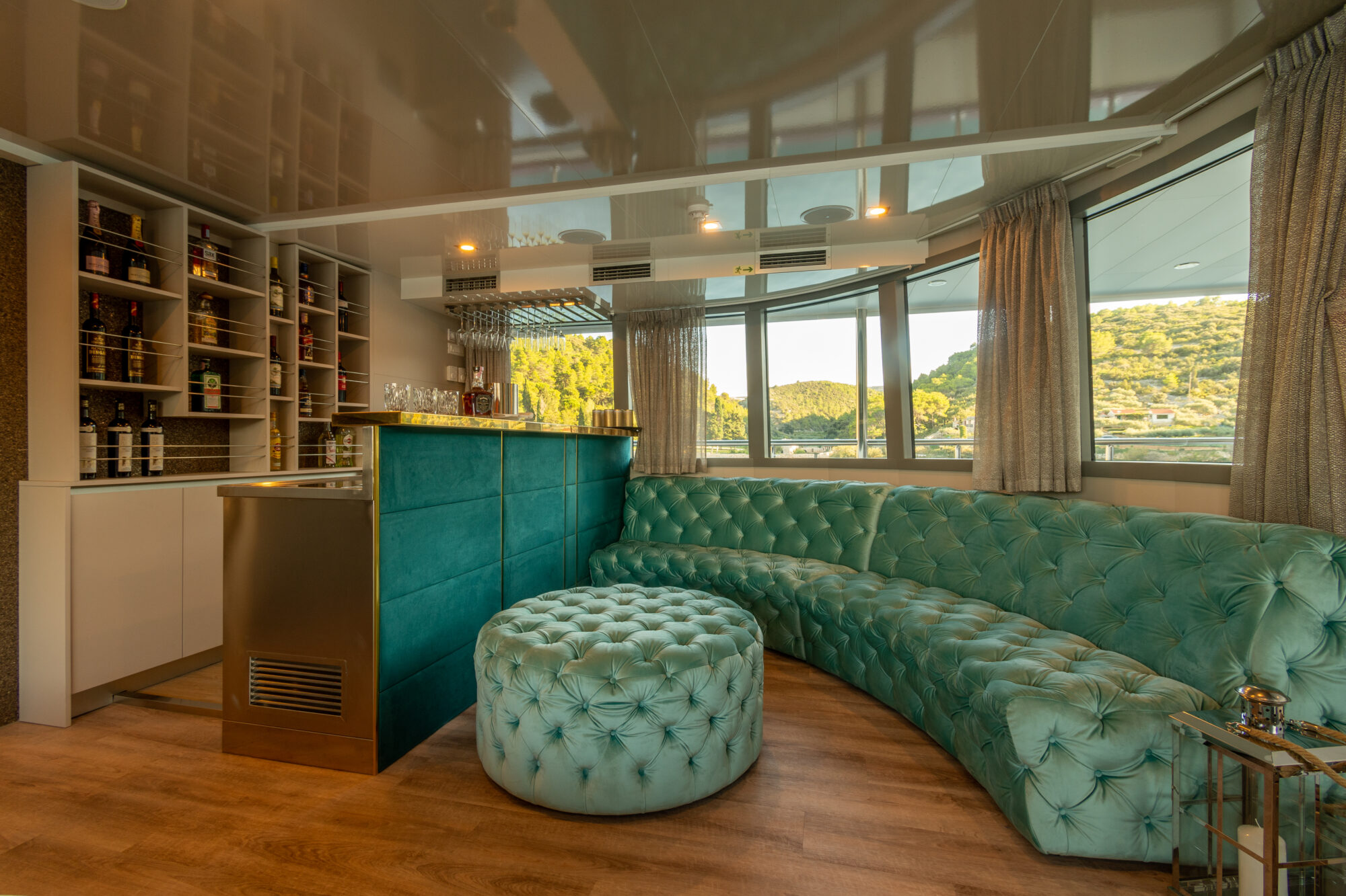 Ohana Yacht Charter Interior
