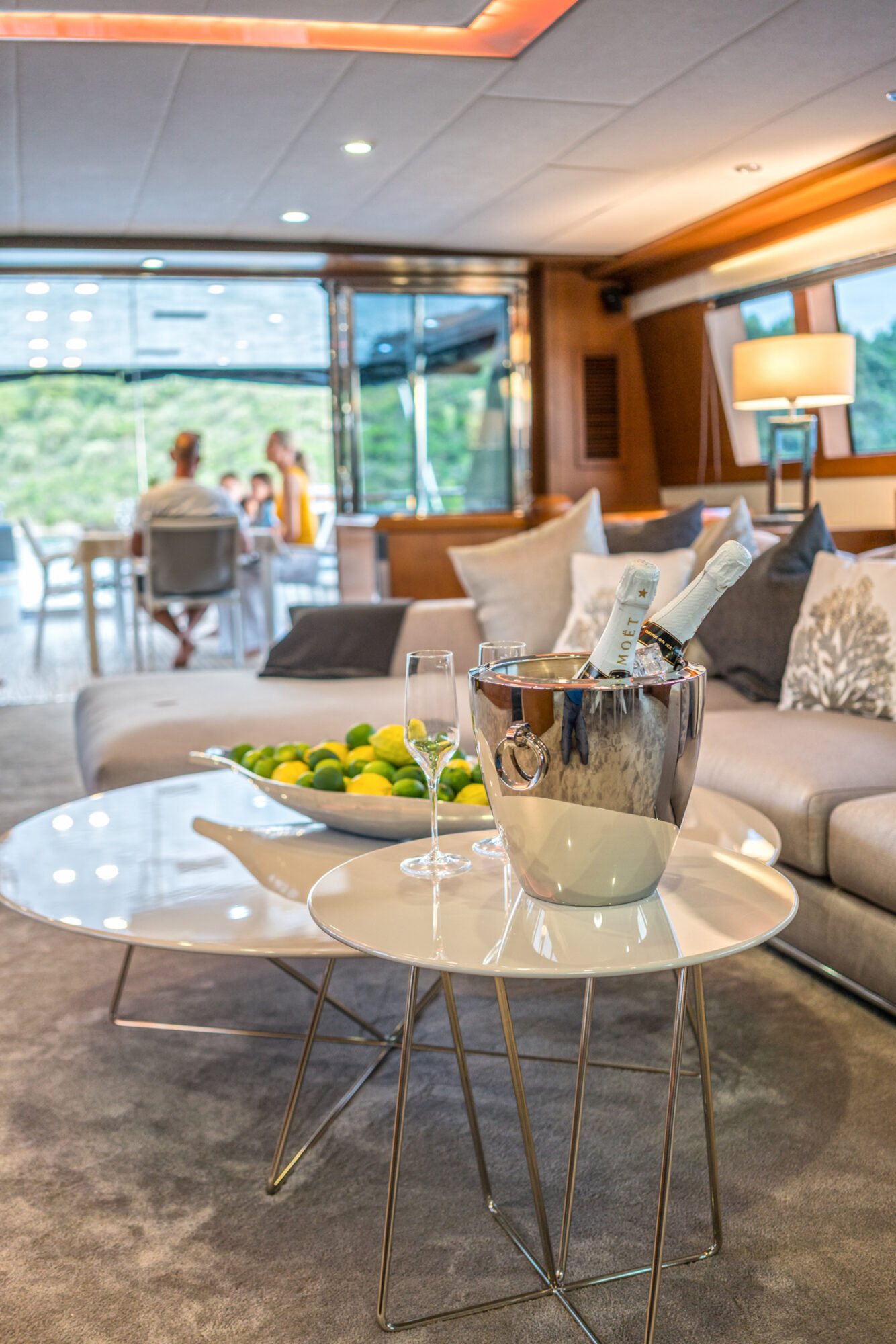 San Limi Yacht Charter Interior