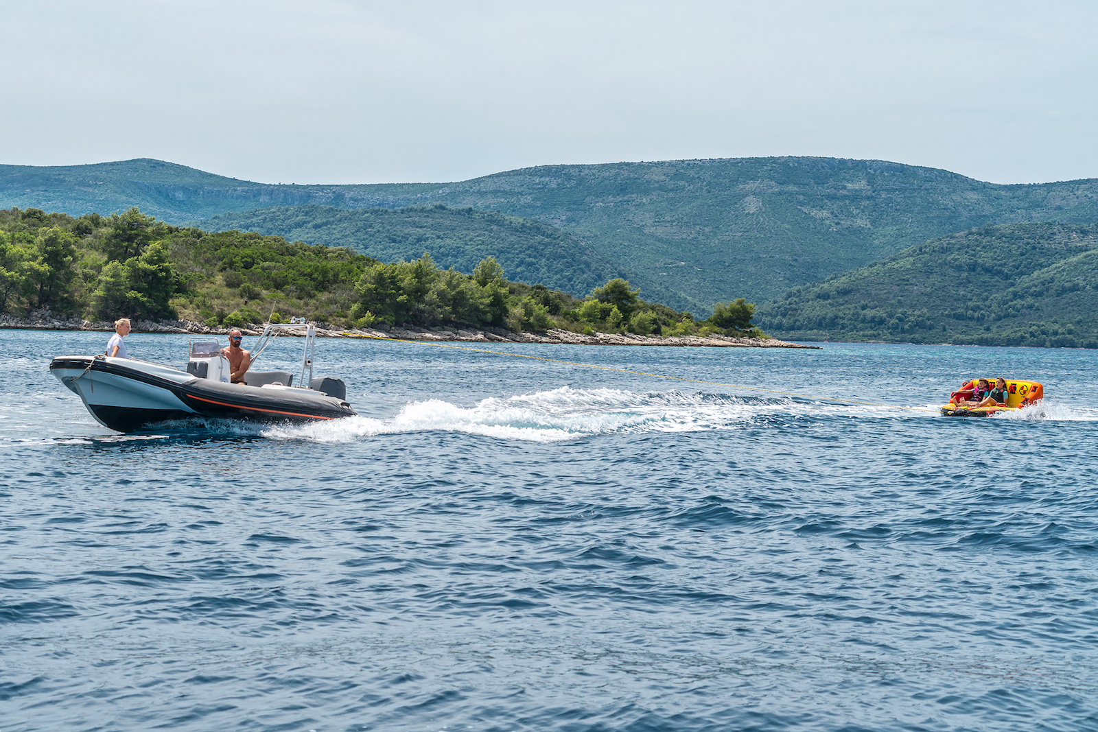 San Limi Yacht Charter Exterior