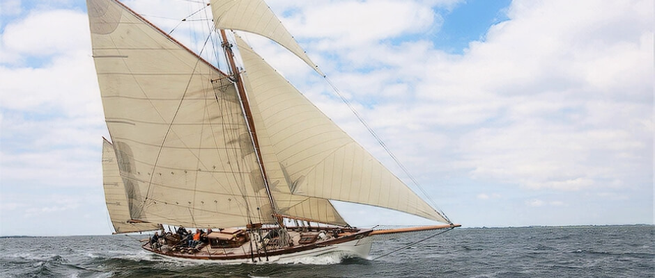 Noblesse Yachts