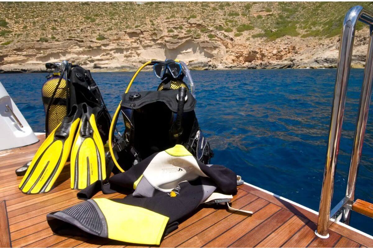 Yacht Alcor