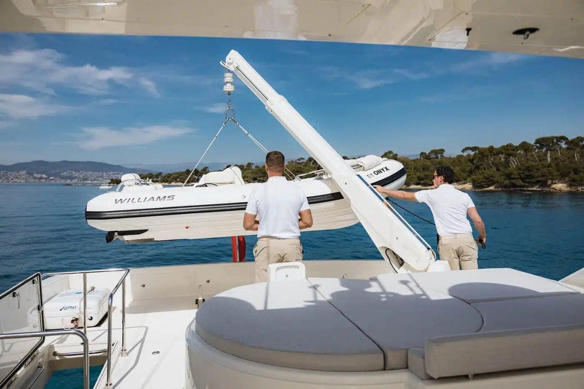 Yacht Onyx Charter Noblesse