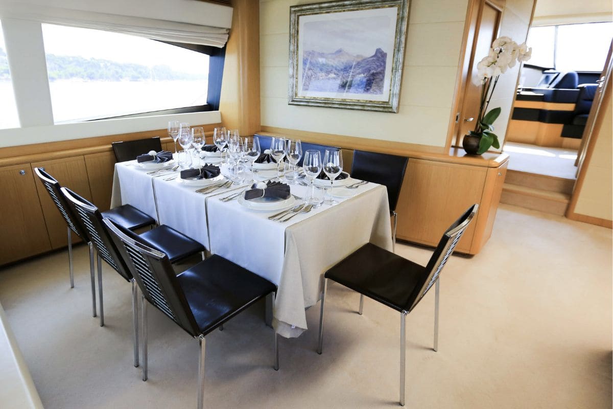 Yacht Onyx Charter Noblesse