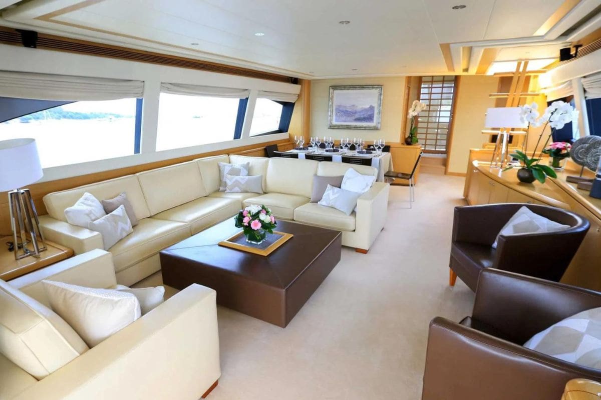 Yacht Onyx Charter Noblesse