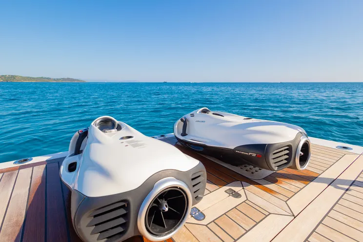Yacht Watermachine