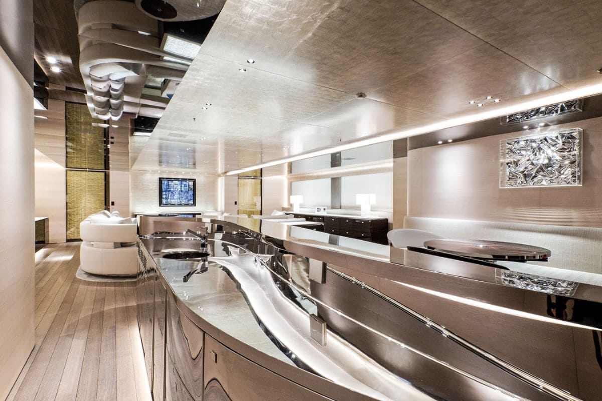 Yacht Aslec4 Charter
